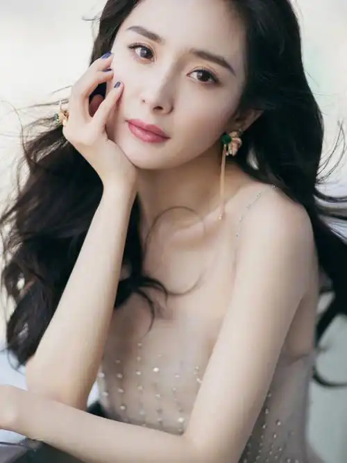 杨幂的颜也是美醉了