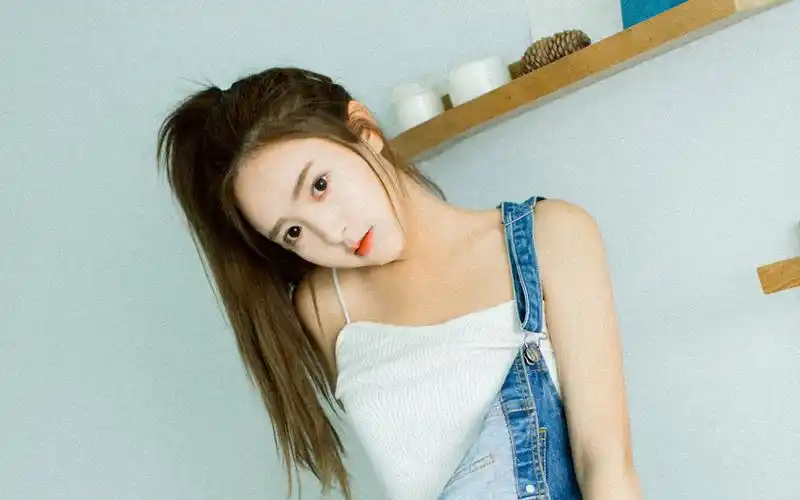 日系清新可爱少女清纯唯美高清桌面壁纸