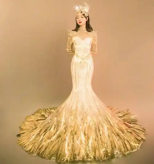 宋茜用实力证明单身也很美好,在客厅"养猪",送员工手机和平板_厨房