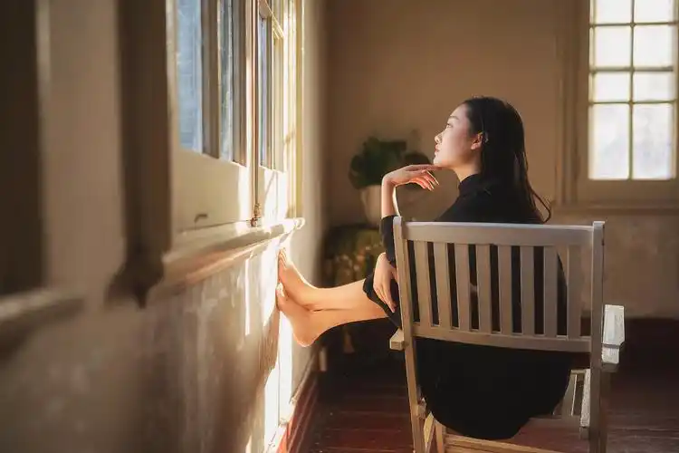 空房间|摄影|人像摄影|西瓜不要太郎_原创作品-站酷zcool