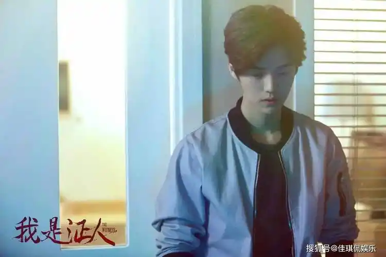 才明白为何鹿晗和关晓彤能挺过七年之痒原来高攀的不是她