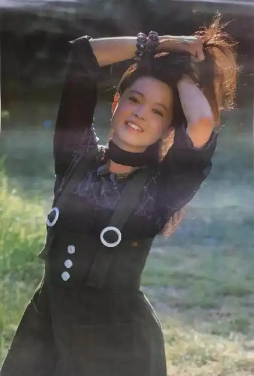 11月王姬10月万琼9月韩月乔8月陈肖依7月李晓燕6月周洁5月陶慧敏4月