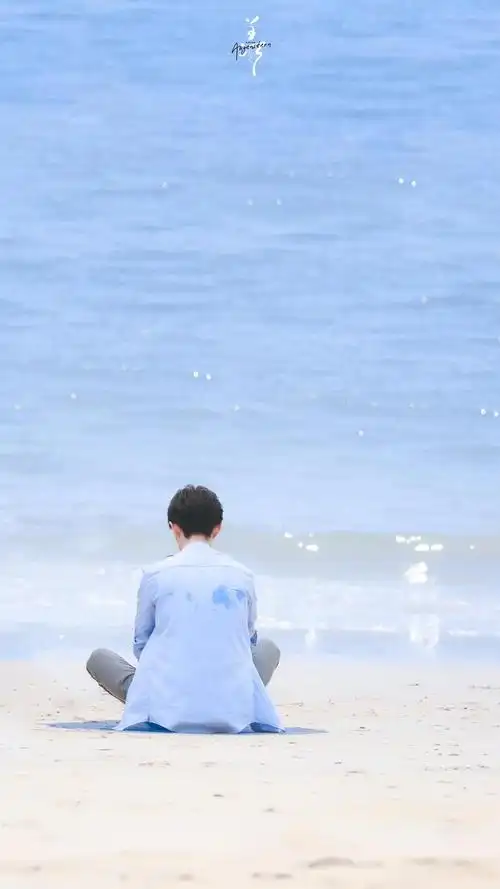 肖战这组夏日海边照必须拥有姓名!