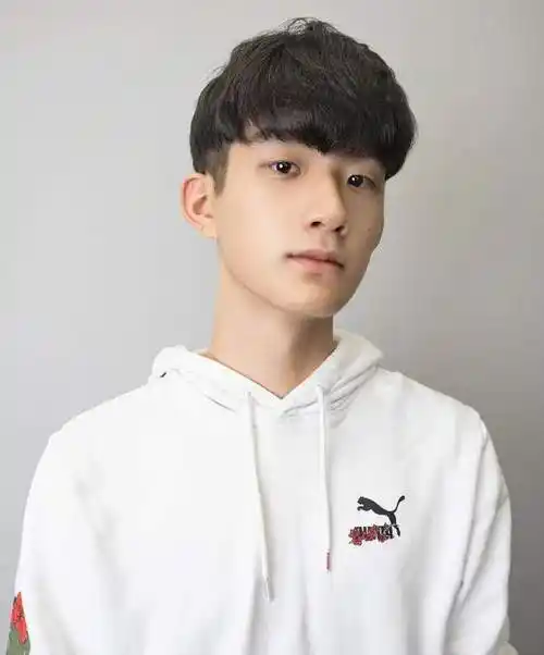 look3:锅盖头发型 减龄造型