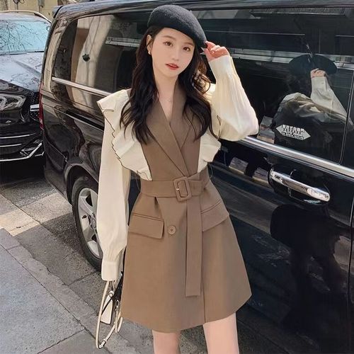 奔瑜秋冬天胖女孩穿搭显瘦的套装高级感大码胖mm荷叶边拼接假两件连衣