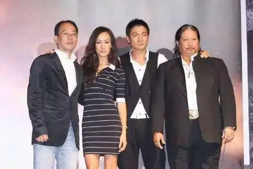 历史大片依旧集结了中港台日韩等明星大腕,不仅有梁朝伟,赵薇,张丰毅