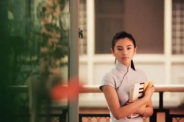 张雨绮长江七号剧照曝光 周星驰重新重用又一佳作受瞩目