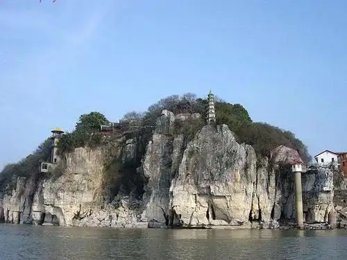 黔江好玩地方推荐之石钟山