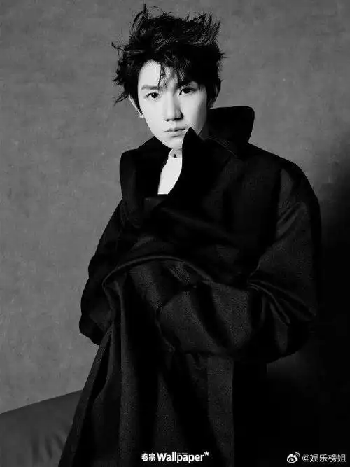 王源登上卷宗wallpaper4月新刊封面…|王源|paper|红与黑_新浪新闻