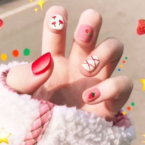 穿戴甲美甲草莓少女花网红指甲贴片美甲贴片穿戴美甲成品指甲甲片
