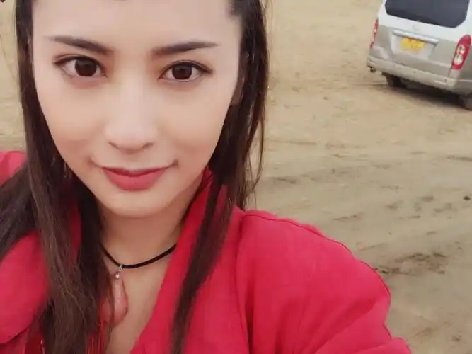 raynawang王子清正在直播