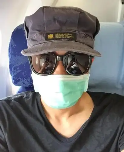 蒙面男神!吴亦凡彭于晏口罩遮面 挡也挡不住的帅气