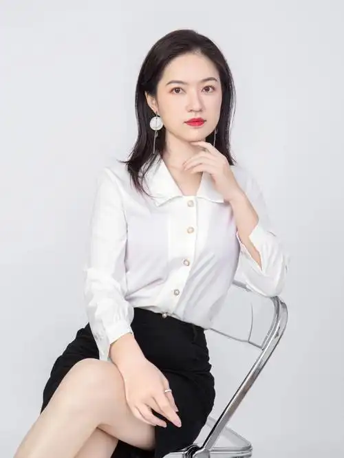 职业形象照时尚高级感