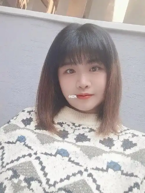 右滑帮我打薄刘海