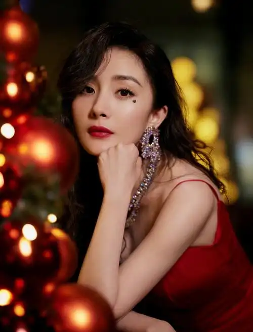 的可爱女人透明的让我感动的可爱女人坏坏的让我疯狂的可爱女人@杨幂