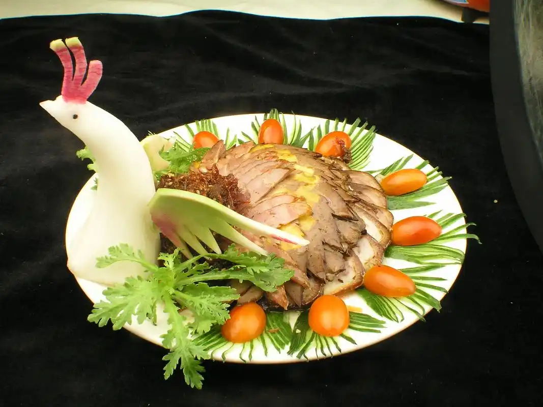 六道新花样:每天不同的家常菜,也会让你吃出不一样的感觉 孔雀拼盘