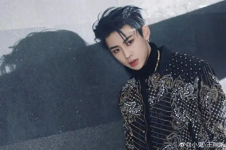 王琳凯手机壁纸