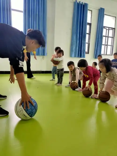 其它 小班篮球体能课 写美篇幼儿体能课是发展幼儿身心健康的一门学科