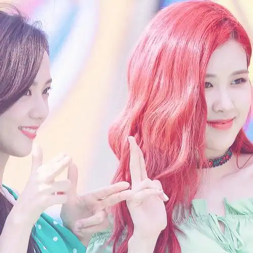 jisoo/rose