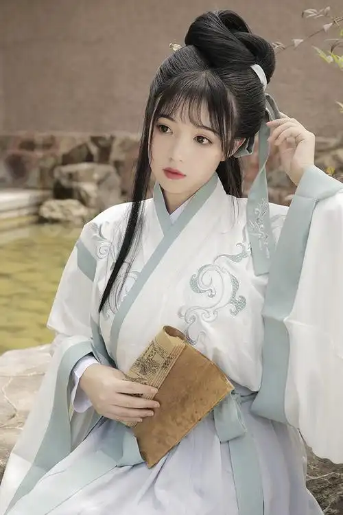 情侣汉服女中国风齐腰襦裙古装仙女飘逸学生民族服装