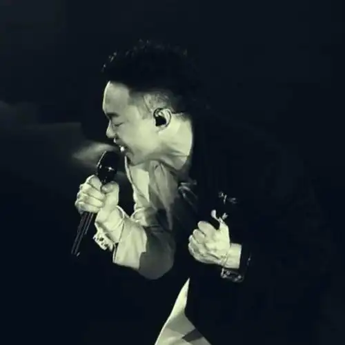 花一千多人民币看陈奕迅演唱会 值得吗?