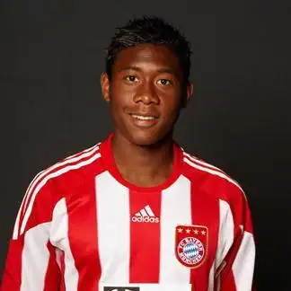 欧非混血儿,一般这种类型的人被视为黑人,与纯种黑人不同,这种人皮肤