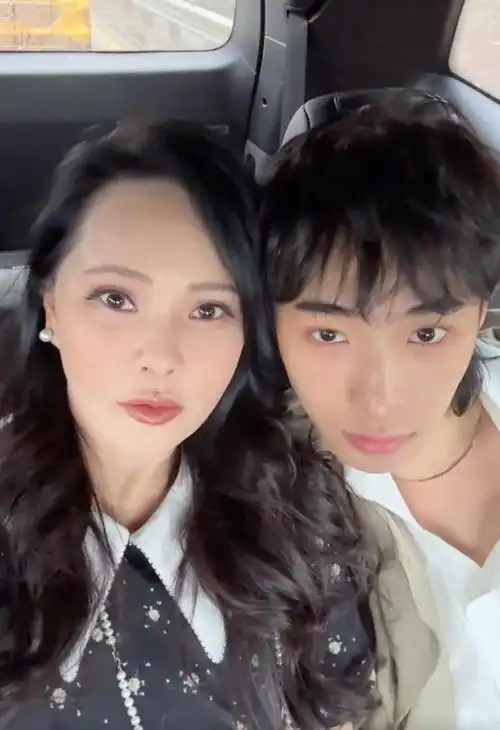 庾澄庆伊能静同日抵达美国,参加儿子毕业典礼,或将迎来世纪同框