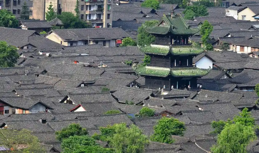 阆中:中国四大古城之一,嘉陵江中游三面环水素有"浪苑仙境巴蜀要冲"