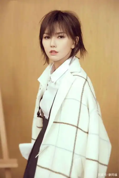 孙燕姿,6张美丽照片,成《明日之子》导师,金曲奖曾打败周杰伦