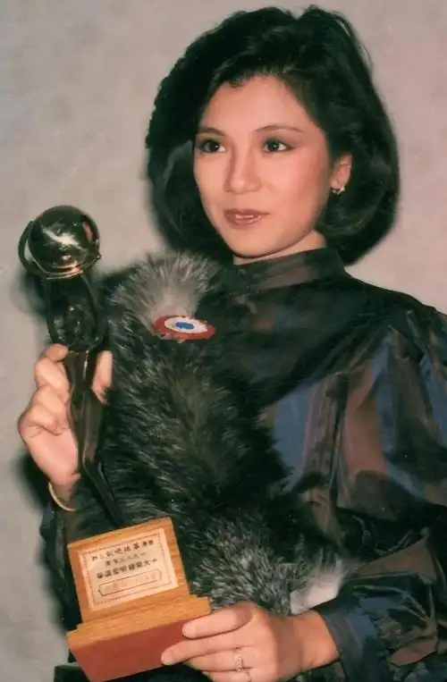 一代才女"黄蓉"翁美玲,逝世30多年后再无"黄蓉"