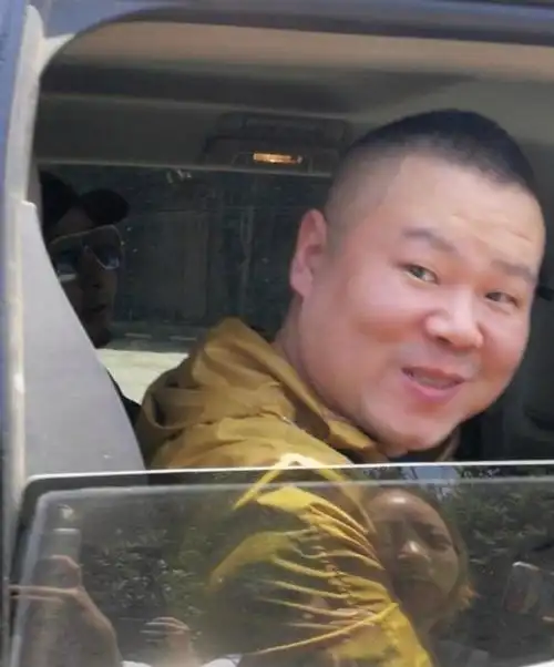 缴不起68元学费因6元被骂3小时岳云鹏的故事比你想得更屈辱