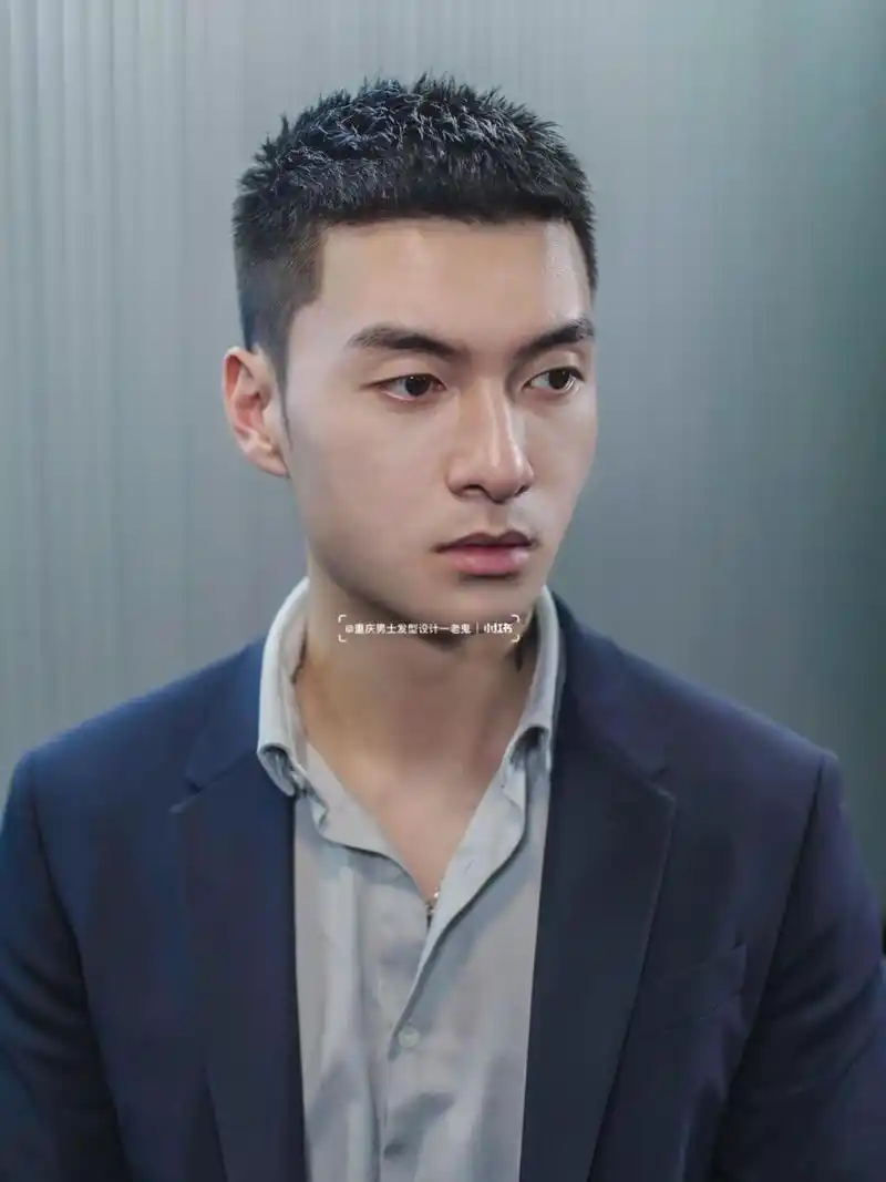 夏季发型推荐▏栗子头发型▏免打理发型▏ 头顶及两侧头发长度,根据