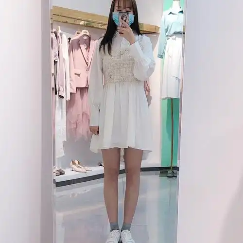 全身照真的很少啊只有这两张了