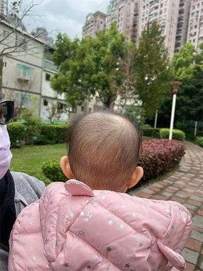 满月婴儿发型图片男 新生儿满月理发-图片大观-奇异网