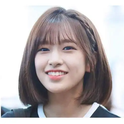 高中生简单却漂亮的四款发型,值得借鉴