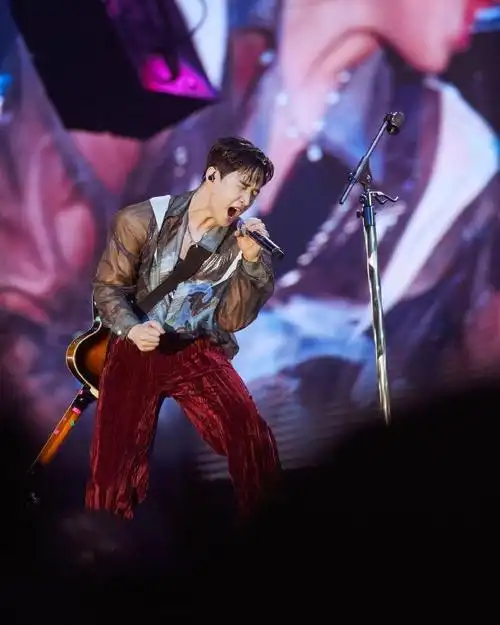 刘宪华 henry 大华 三个人够不够音综是刘宪华的统治区谁赞成谁反对!