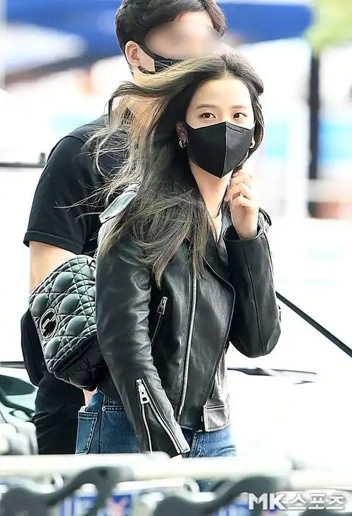 【naver综合】9月25日,blackpink成员ros07和智秀将于仁川国际机场