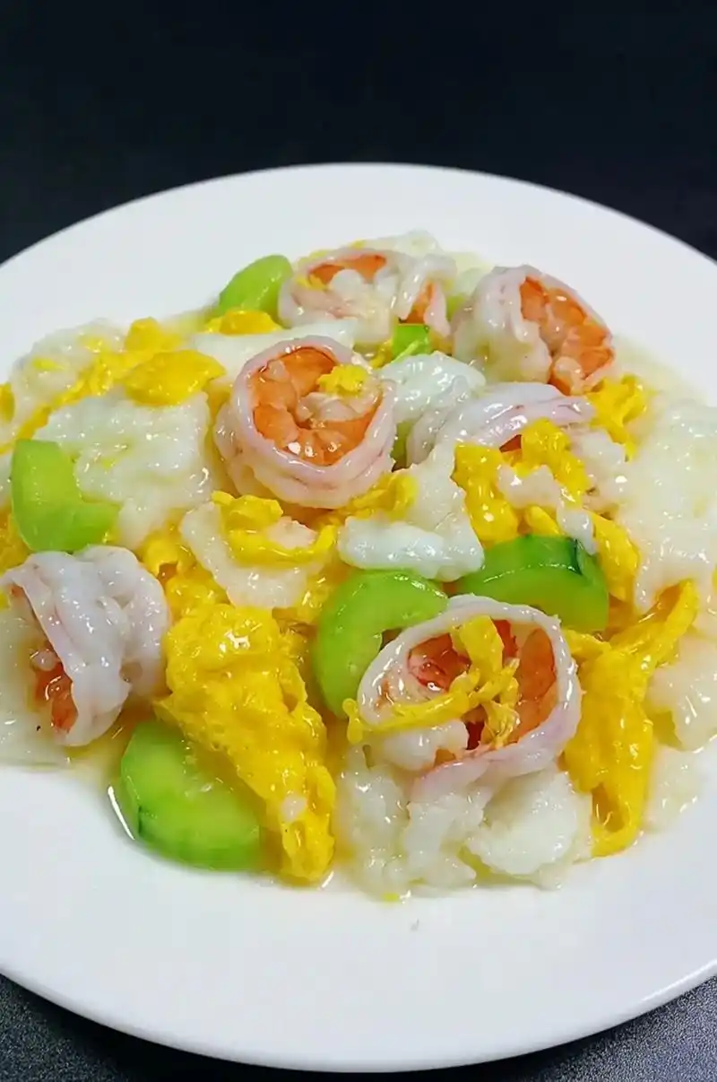 抖音图文来了 滑蛋虾仁的漂亮做法来了,快来试试吧#广东do - 抖音