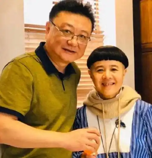 "金龟子"刘纯燕:几十年容颜不老,丈夫王宁的宠溺是她的后盾_什么_女孩