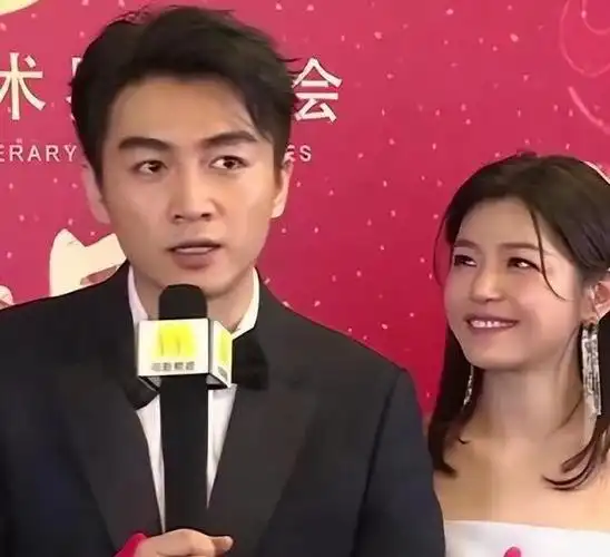 离婚传了两三年,陈晓解脱了