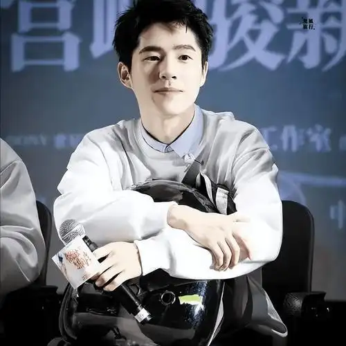 当初的爆火小生刘昊然,被传与周冬雨恋爱后"消失",如今如何?