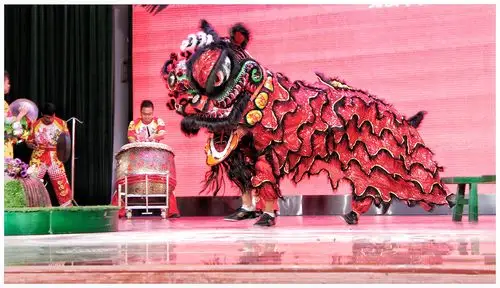 2020广州市青少年醒狮表演赛,12月5日在广州文化公园举行,(3)《雄狮