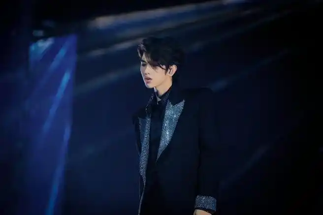 蔡徐坤新加坡演唱会舞台照