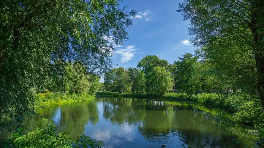 青山绿水唯美风景高清桌面壁纸