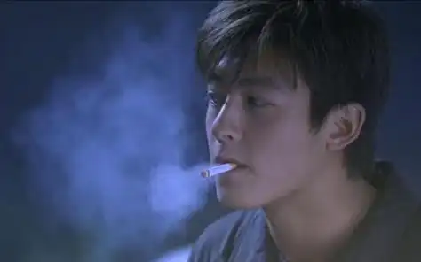 权志龙抽烟照片真实,各国男神抽烟姿势图 - 歌词译