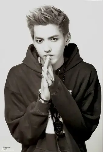 exo吴亦凡解约青葱少年帅照回顾