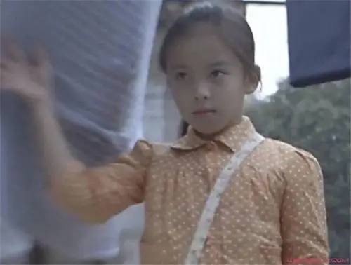 王紫嫣欢乐颂剧照 她与弟弟王子京同一个学校吗