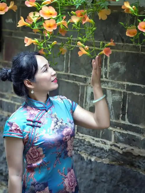 旗袍女人 - 美篇