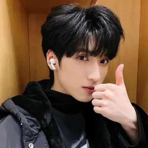 严浩翔十八岁生日快乐