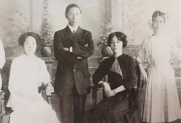 叶蓁:欢天喜地做新娘,结果公公变新郎,死后裹草席下葬_袁克文_袁世凯